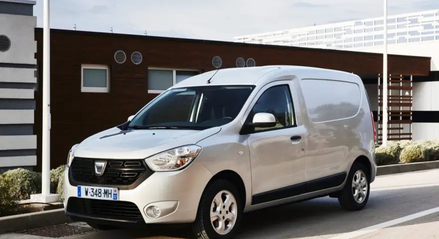 Dacia Dokker: Pojemność baku (50L) i rezerwa ile litrów?